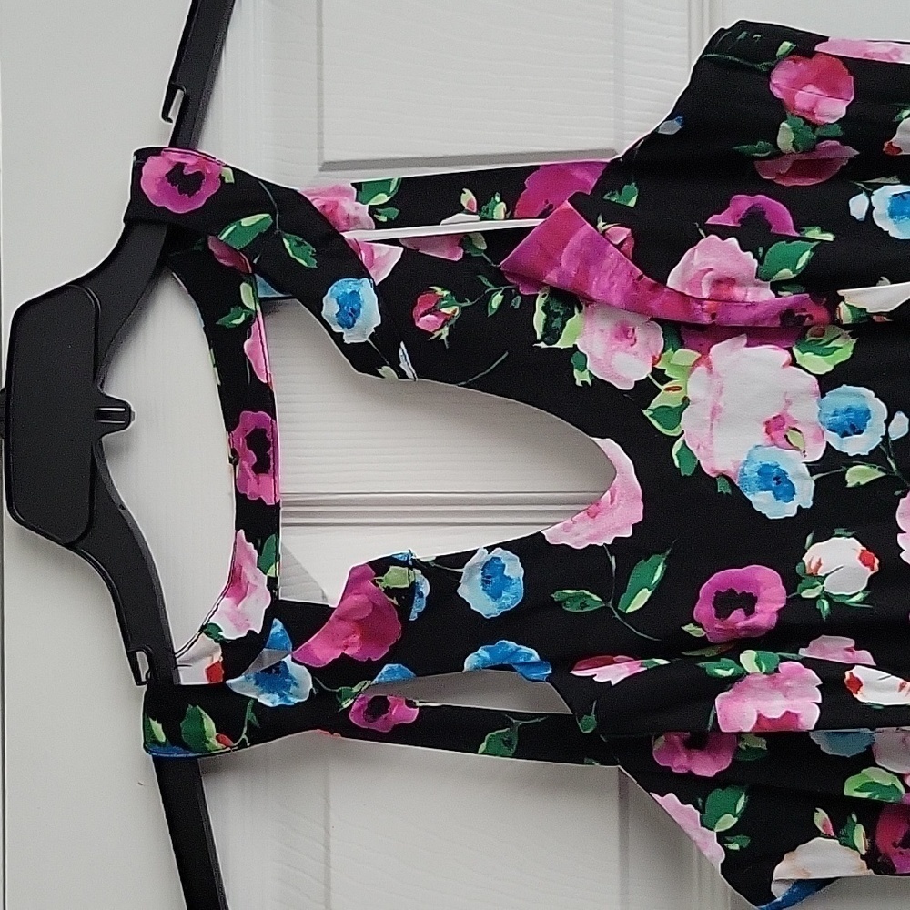 NWT Hearts & Roses London Floral Sleeveless Dress - Picture 5 of 14